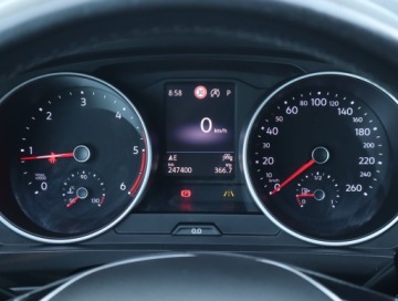 Volkswagen Tiguan II SUV 2.0 TDI 150KM 2019 VW Tiguan 2.0 TDI, DSG, Navi, Klima, Klimatronic, zdjęcie 10