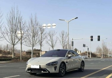 Xiaomi SU7 Max 101kWh 673KM 2025 Xiaomi SU7 W TRANSPORCIE - Xiaomi SU7 MAX 673 KM 2.78s do 100kmh VAT 23, zdjęcie 1