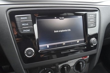 Skoda Rapid II Liftback Facelifting 1.0 TSI 110KM 2017 Skoda RAPID SalonPL 1.0 TSI 110KM AmbitionAudio Klimatyzacja Alu 15 Dealer, zdjęcie 17