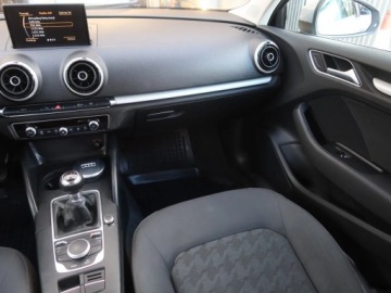 Audi A3 8V Limousine 1.4 TFSI 125KM 2014 Audi A3 1.4 TFSI, Salon Polska, Xenon, Bi-Xenon, zdjęcie 7