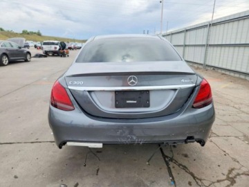Mercedes Klasa C W206 Limuzyna 2.0 300 258KM 2021 Mercedes-Benz Klasa C 2021 C300 4MATIC 2.0 Benzyna 258KM, zdjęcie 2