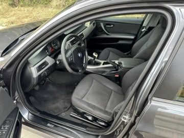 BMW Seria 3 E90-91-92-93 Limuzyna E90 320d 163KM 2005 BMW 320 D E90 Zarejestrowany 2.0 163 KM, zdjęcie 9