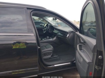 Audi Q7 II 2023 Audi Q7 Premium Plus 55 2023 3.0 Benzyna 335KM, zdjęcie 9