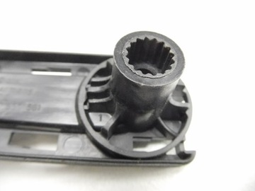 РУКОЯТКА ОКОННОГО ОТКРЫТИЯ VW PASSAT B3 B4 357837581