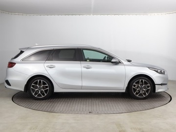 Kia Ceed III Kombi Facelifting 1.5 T-GDI 160KM 2022 Kia Ceed 1.5 T-GDI, Salon Polska, 1. Właściciel, zdjęcie 5