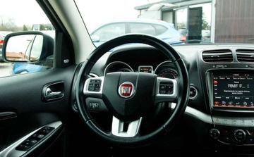 Fiat Freemont 2.0 Multijet II 16v 170KM 2015 Fiat Freemont 2.0 mjet 170KM diesel 4x4 Black Code 7 osob TV Navi PDC Pols, zdjęcie 15