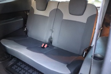 Dacia Lodgy Minivan 1.6 SCe 102KM 2016 Dacia Lodgy 1.6 SCe, Salon Polska, 7 miejsc, zdjęcie 16