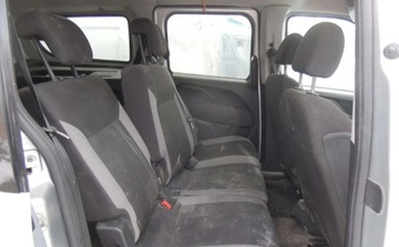 Fiat Doblo III Van 1.6 Multijet 16v 105KM 2016 Fiat Doblo 112016 Salonowy, 1.6JTD, Uszkodzony przod. VAT 23 brutto., zdjęcie 9