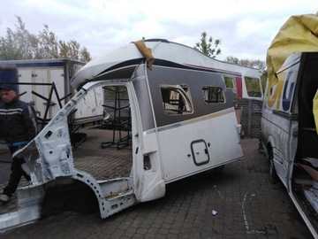 BOK LEWY Z ĆWIARTKĄ KAMPER BURSTNER IXEO DUCATO/BOXER/JUMPER/MOVANO