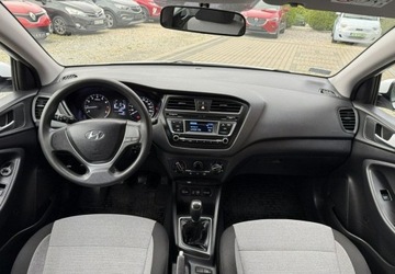 Hyundai i20 II Hatchback 5d 1.2 75KM 2015 Hyundai i20 1,2 75KM Klimatyzacja 1.2 Benzyna 75KM, zdjęcie 13