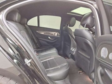 Mercedes Klasa E W213 2018 Mercedes-Benz Klasa E 63 AMG-S 2018 4.0 Benzyna 603KM, zdjęcie 10