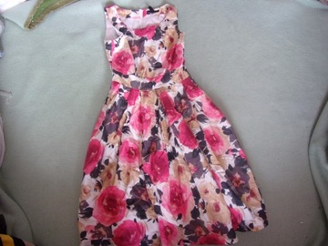Sukienka w kwiaty roz 36 H&M