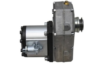 Мультипликатор с шестеренчатым насосом производительностью до 80 л/мин.