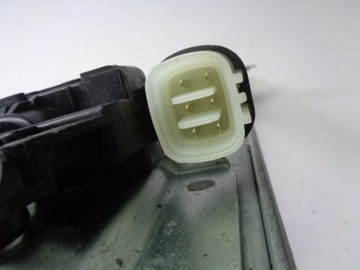 MECHANIZMUS OKNO PRAVÝ ZADNÍ MITSUBISHI PAJERO III