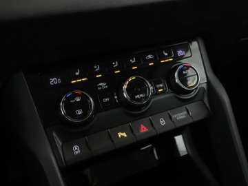 Skoda Karoq Crossover 1.0 TSI 115KM 2020 Škoda Karoq Skoda Karoq 1.0TSI Ambition Nawigacja, zdjęcie 27