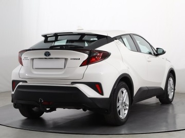 Toyota C-HR I Crossover 1.8 Hybrid 122KM 2019 Toyota C-HR 1.8 Hybrid, Salon Polska, zdjęcie 4