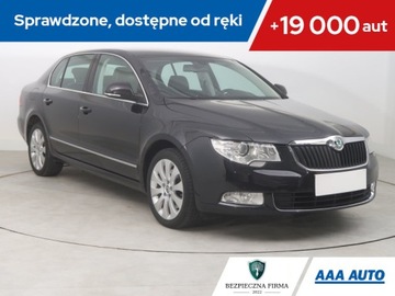Skoda Superb II Sedan 1.4 TSI 125KM 2011 Skoda Superb 1.4 TSI, Skóra, Navi, Xenon, Klima