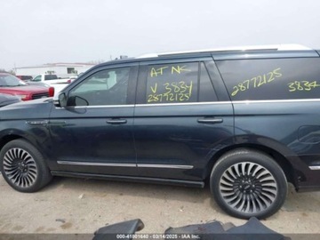 Lincoln Navigator III 2021 Lincoln Navigator Black Label 2021 3.5l 3.5 Benzyna 450KM, zdjęcie 2