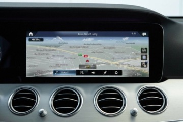 Mercedes Klasa E W213 Limuzyna 2.0 220d 194KM 2020 Mercedes-Benz Klasa E E220d 4 Matic AMG Salon Polska Autotrade Mercedes, zdjęcie 29