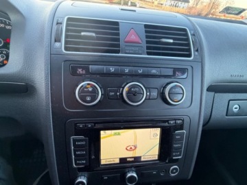 Volkswagen Touran II 1.6 TDI 105KM 2014 Volkswagen Touran Raty Panorama Automat DSG Klimatronic Navi 7 osobowy Za, zdjęcie 38