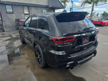 Jeep Grand Cherokee IV 2020 Jeep Grand Cherokee trackhawk niski przebieg 6.2 Benzyna 707KM, zdjęcie 5