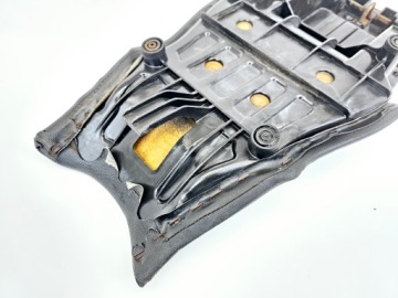 Yamaha TZR 50 сиденье скамейка