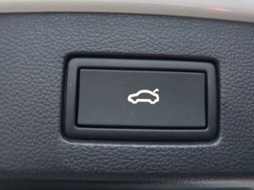 Volkswagen Arteon Fastback Facelifting 2.0 TSI 190KM 2023 Volkswagen Arteon 2.0TSI 190KM R-Line DSG FV23 DCC skory Nappa Hak Pakiety, zdjęcie 36