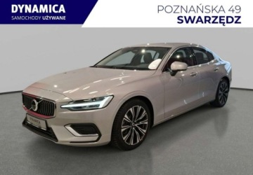 Volvo S60 III 2022 Volvo S60 VAT 23 Plus Bright 2.0 B4 mHEV 197KM automat 2022 r., salon PL H, zdjęcie 2