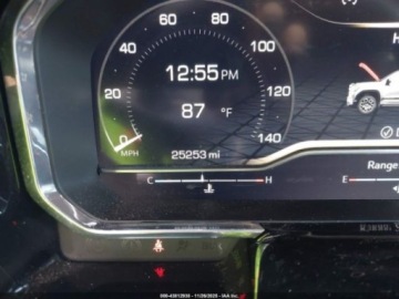  GMC Sierra 2025 GMC Sierra 1500 4WD Crew Cab 147 SLT 5.3 Benzyna 355KM, zdjęcie 12