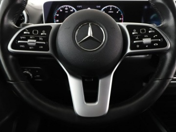 Mercedes GLB SUV 2.0 200d 150KM 2020 Mercedes GLB automat full LED navi kamery skóra, zdjęcie 20