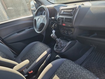Fiat Doblo III Van 1.4 16v 95KM 2010 Fiat Doblo Benzyna z Niemiec - zarejestrowany, zdjęcie 9