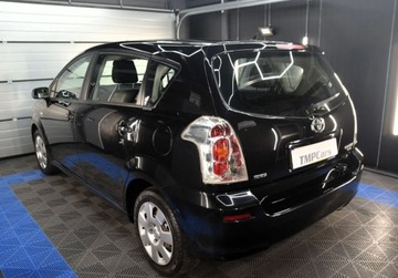Toyota Corolla Verso E120 1.8 VVT-i 130KM 2007 Toyota Corolla Verso 1.8 benzyna 7 miejsc Klimatronic 1.8 Benzyna 129KM, zdjęcie 16