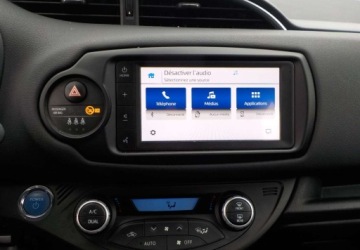 Toyota Yaris III Hatchback 5d Facelifting 2017 1.5 Hybrid 100KM 2019 Toyota Yaris GR-Sport Okazja 1.5 Hybryda 100KM, zdjęcie 33