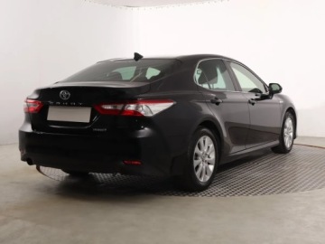 Toyota Camry IX Sedan 2.5 Hybrid Dynamic Force 218KM 2020 Toyota Camry 2.5 Hybrid, Salon Polska, Serwis ASO, zdjęcie 4