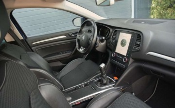 Renault Megane IV Grandtour 1.3 TCe 140 FAP 140KM 2018 Renault Megane Renault Megane 1.3 Benzyna 140KM, zdjęcie 38
