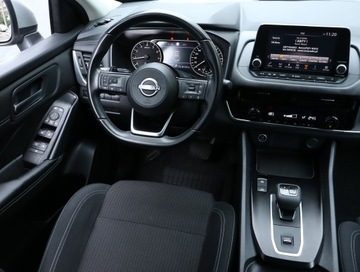 Nissan Qashqai III Crossover 1.3 DIG-T MHEV 158KM 2022 Nissan Qashqai 1.3 DIG-T MHEV, Salon Polska, zdjęcie 6