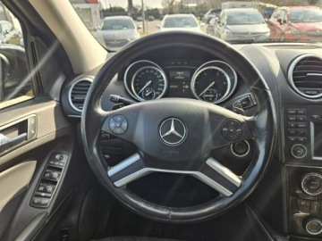 Mercedes Klasa GL X164 Off-roader Facelifting 350 CDI BE 224KM 2011 Mercedes GL 350 3,0 diesel 224KM automat 7 miejsc, zdjęcie 9