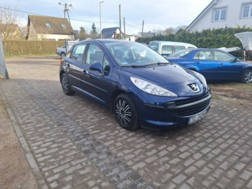 Peugeot 207 Hatchback 5d 1.6 HDi 109KM 2007 Peugeot 207 Klimatyzacja serwisowany HDI 1.6, zdjęcie 6