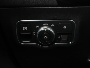 Mercedes Klasa B W247 2020 Mercedes B 180 Style automat półskóra navi, zdjęcie 35