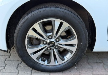 Kia Venga Mikrovan 1.4 DOHC CVVT 90KM 2015 Kia Venga 1.4 90KM Navi Panorama Kamera KEY Bezwypadkowy Dla wymagajacy, zdjęcie 10