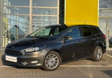 Ford Focus III Kombi Facelifting 1.5 EcoBoost 150KM 2017 Ford Focus 1.5 EcoBoost 150KM SYNC EDITION SalonPL Grzana szyba czujniki, zdjęcie 1