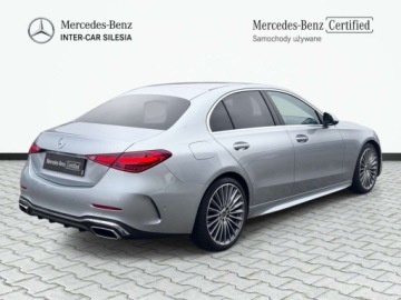 Mercedes Klasa C W206 Limuzyna 2.0 220d 200KM 2023 Mercedes-Benz Klasa C C 220 d 4MATIC AMG Kamera MBUX Grzana kierownica, zdjęcie 4
