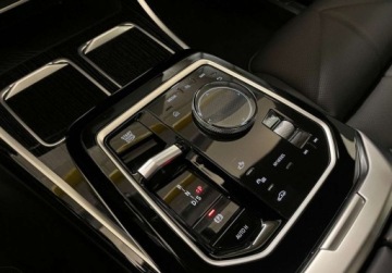 BMW Seria 7 G70 2024 BMW Seria 7 740d xDrive, M Pakiet, Gwarancja fabryczna, Serwis ASO, Faktur, zdjęcie 21