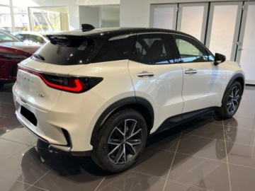 Lexus LBX 1.5 Hybrid 136KM 2025 Od ręki - Cool 1.5 Hybrid 136KM | Podgrzewane fotele!, zdjęcie 6
