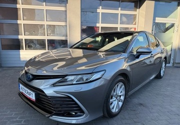 Toyota Camry IX Sedan 2.5 Hybrid Dynamic Force 218KM 2021 Toyota Camry Salon Polska, Serwis ASO, Gwarancja, FV-23 2.5 Hybryda 218KM, zdjęcie 23