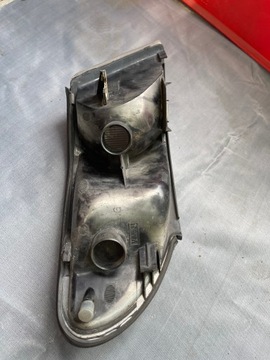 LEVÝ PŘEDNÍ SMĚROVKA BLIKAČ SAAB 95