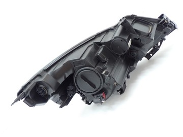 ФОНАРЬ ПЕРЕДНЕГО КАПОТА В КОМПЛЕКТЕ БАМПЕР ЕВРОПА OPEL ZAFIRA III C 2.0D 12R