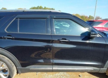 Ford Explorer VI 2021 Ford Explorer 2021, 3.0L, 4x4, PLATINUM, od ubezpieczalni 3.0 Benzyna 365KM, zdjęcie 3