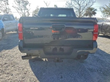 Toyota Tacoma II 2025 Toyota Tacoma Double Cab 2025 2.4 Benzyna 278KM, zdjęcie 2