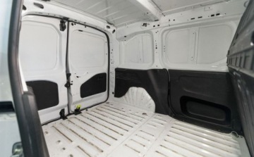 Toyota 2022 Toyota Proace City City 1.5 D-4D Standard 2,3t Active 1.5 Diesel 102KM, zdjęcie 13